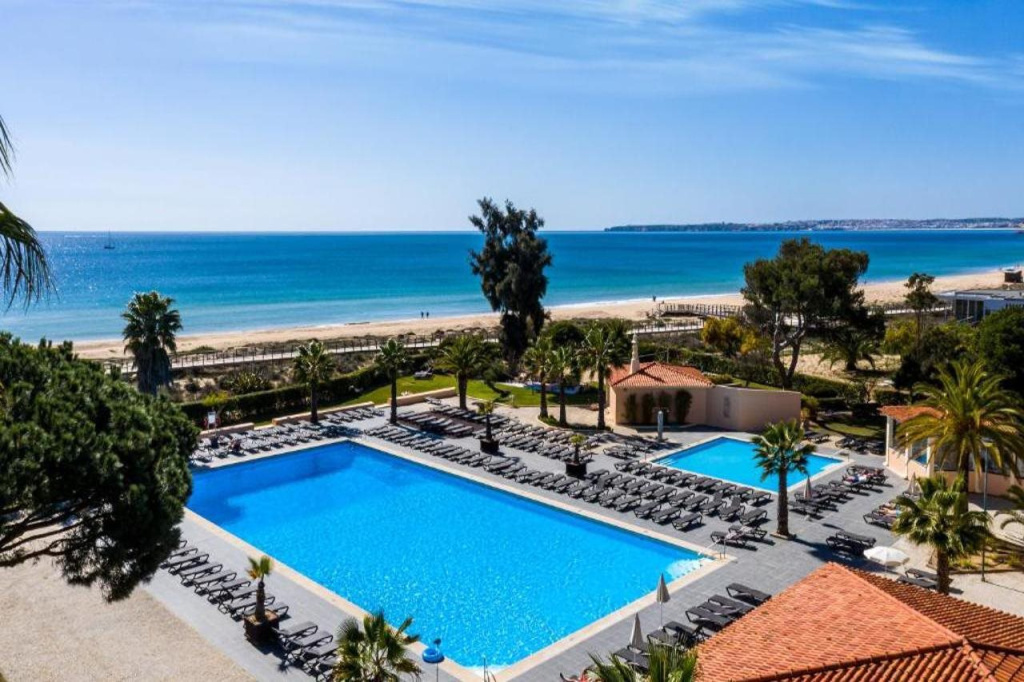 Beach & Waterfront