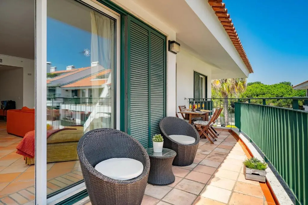 Balcony & Terrace