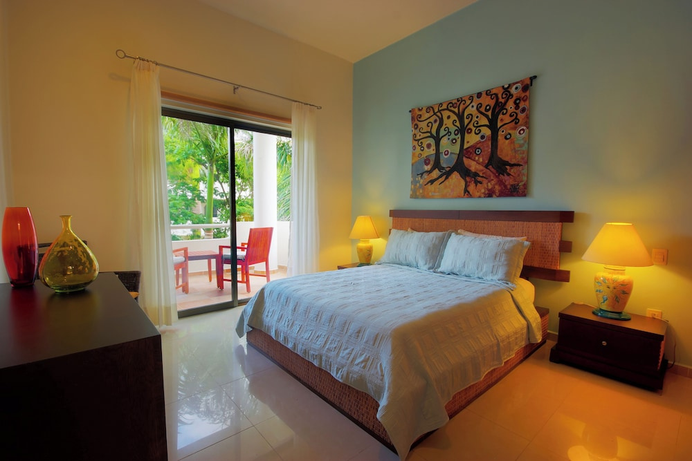 Standard Apartment with balcony and with garden view