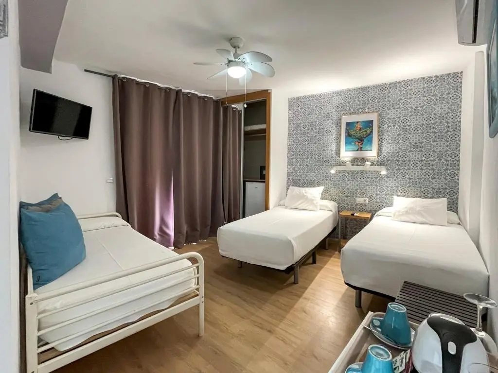 Superior Triple room with sea view