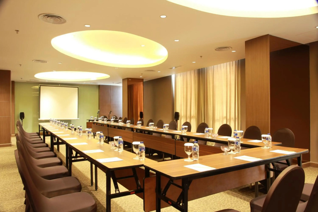 Soll Marina Hotel Serpong - фото 24