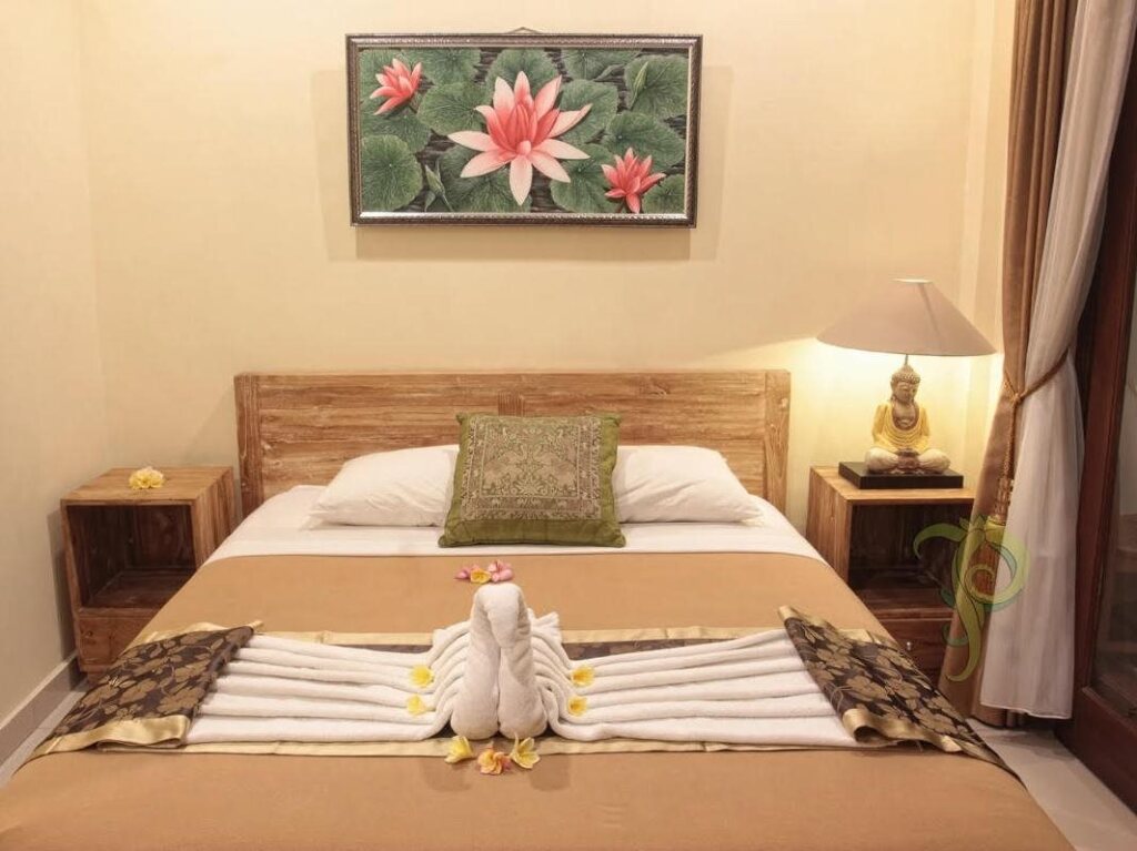 gallery_image_hidden_13