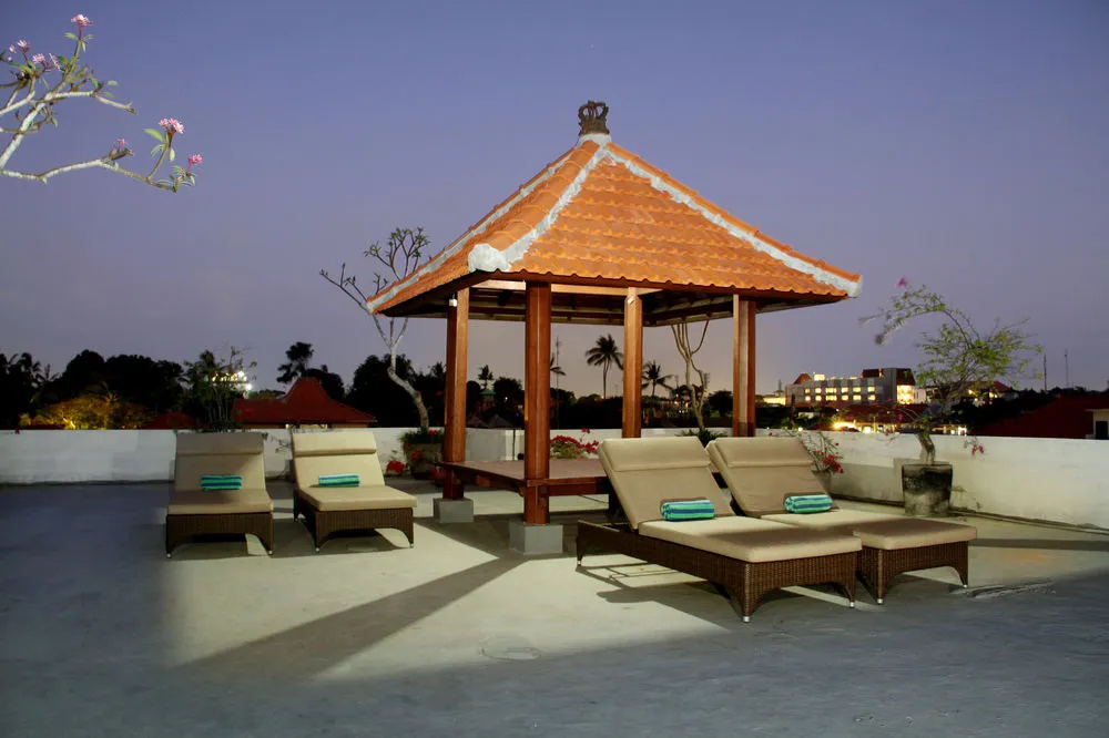 Beach & Waterfront
