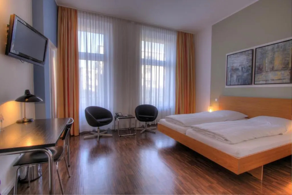 Comfort room
