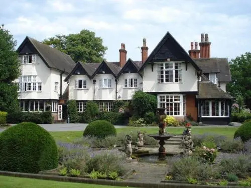 Mere Court Hotel - Chambres