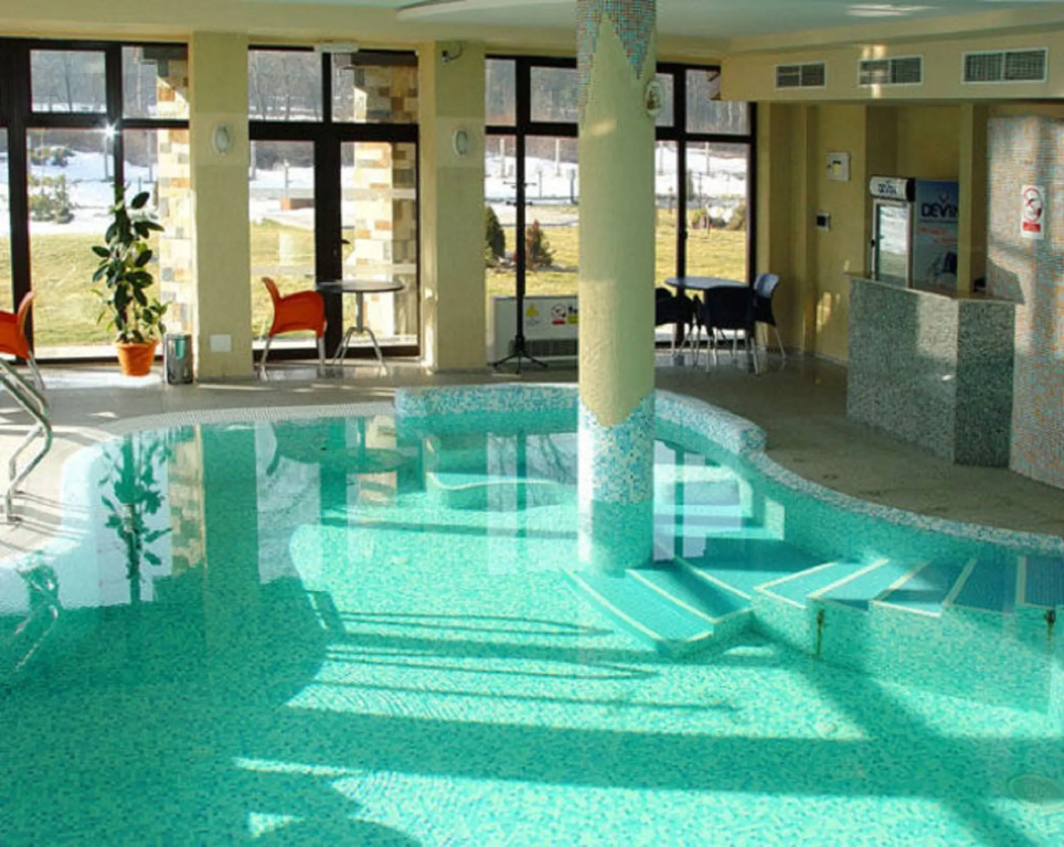 Hotel photo 12