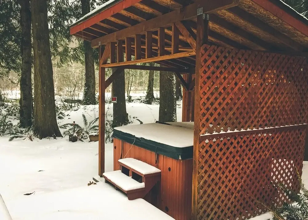 Salmonberry Retreat