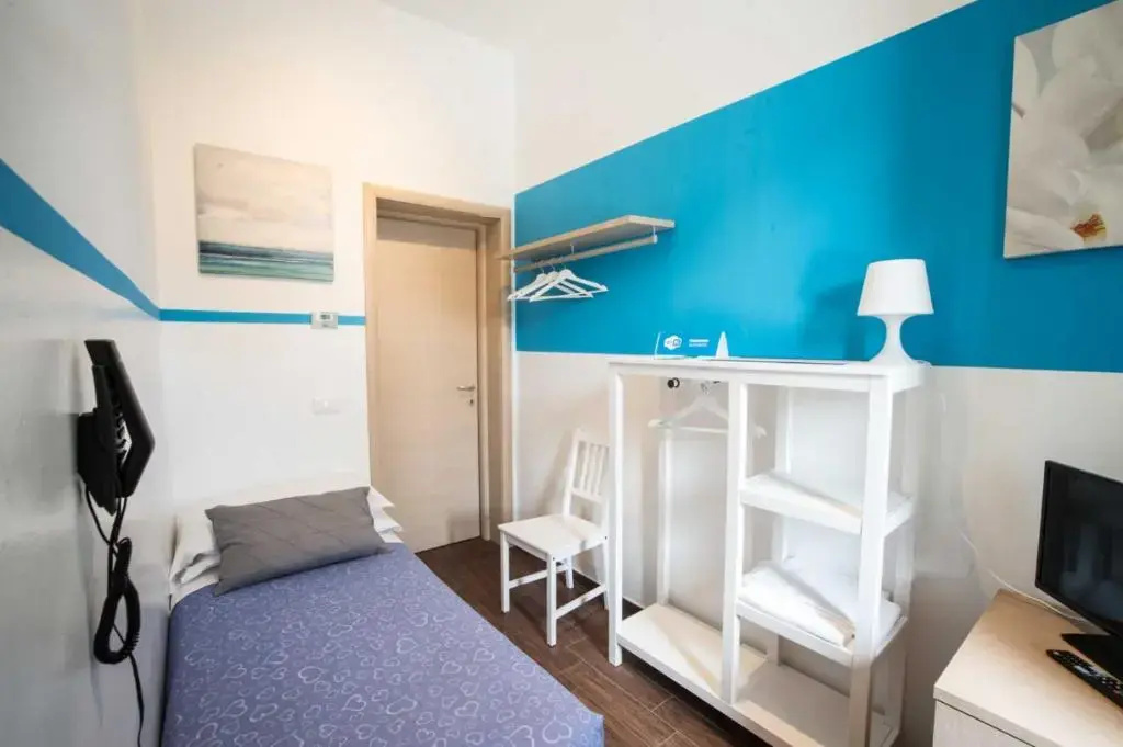 Economy room