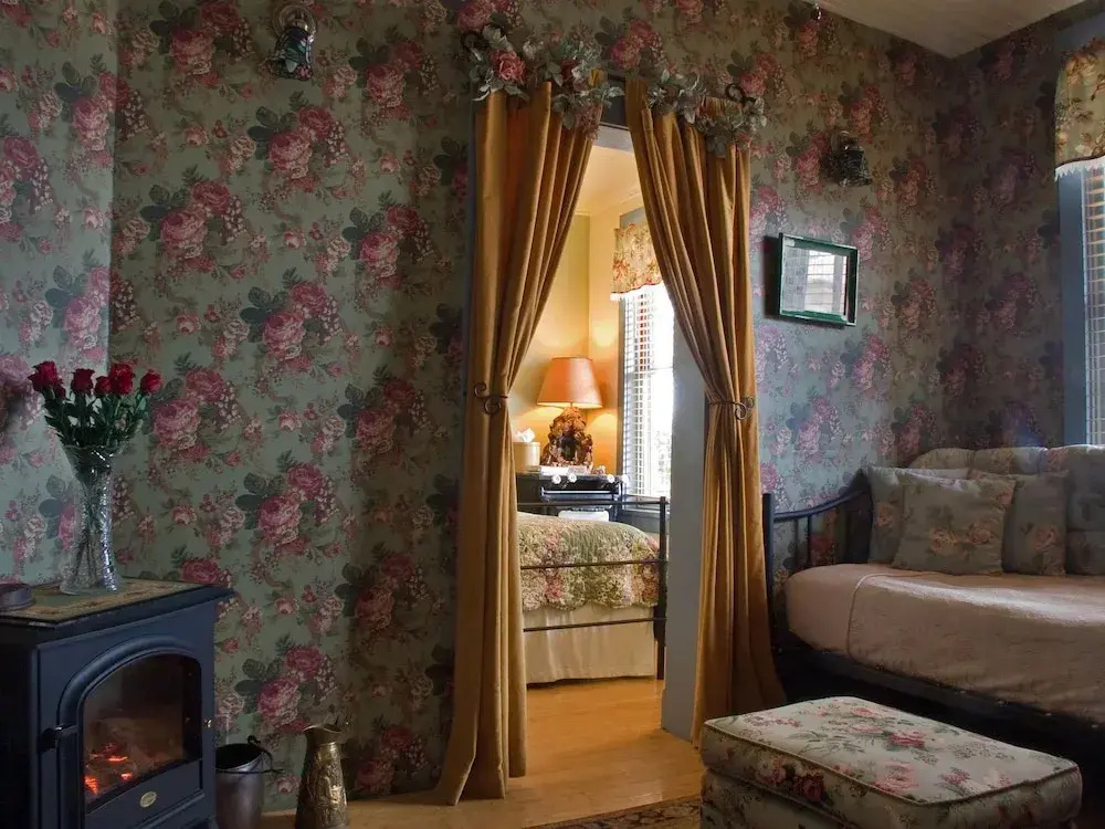 Standard Triple room with balcony and with mountain view