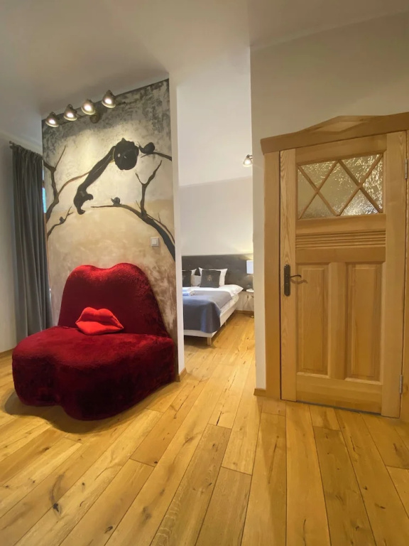 Superior Double room with balcony (full double bed)