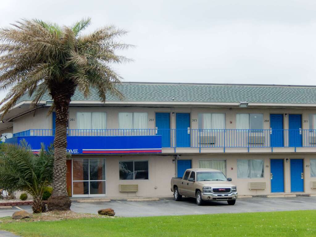 Image 1