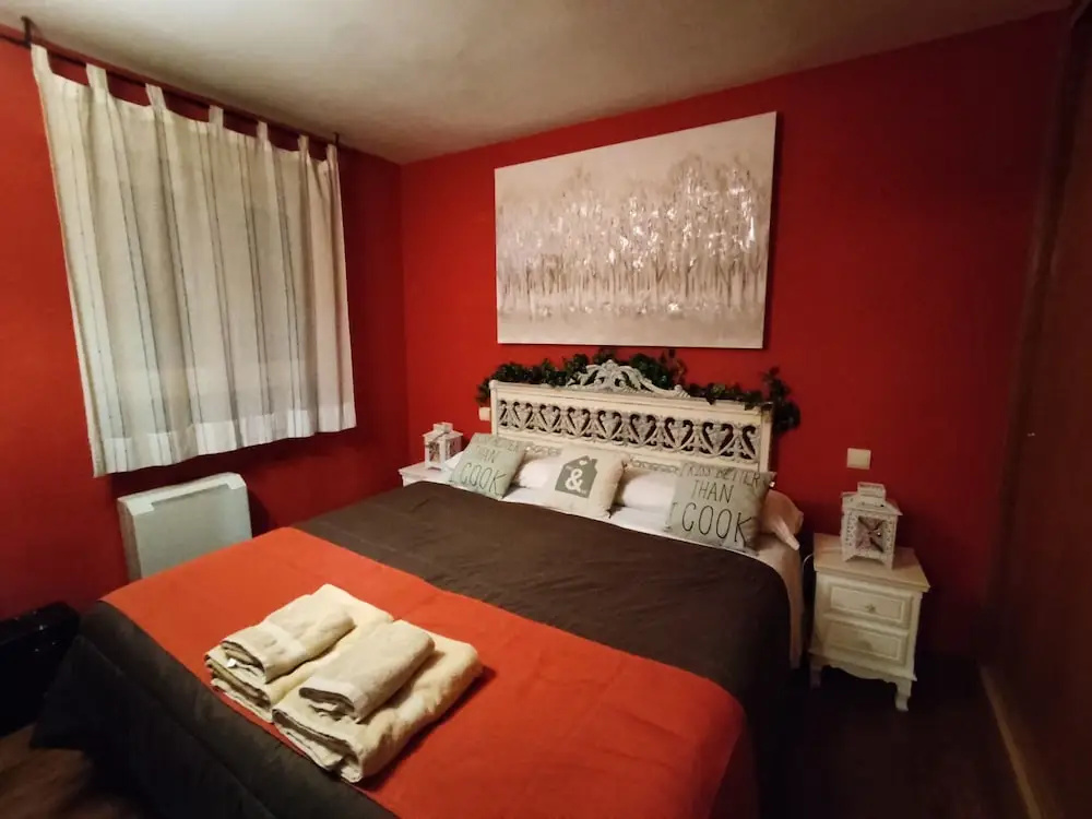 1 Bedroom Deluxe Apartment with mountain view
