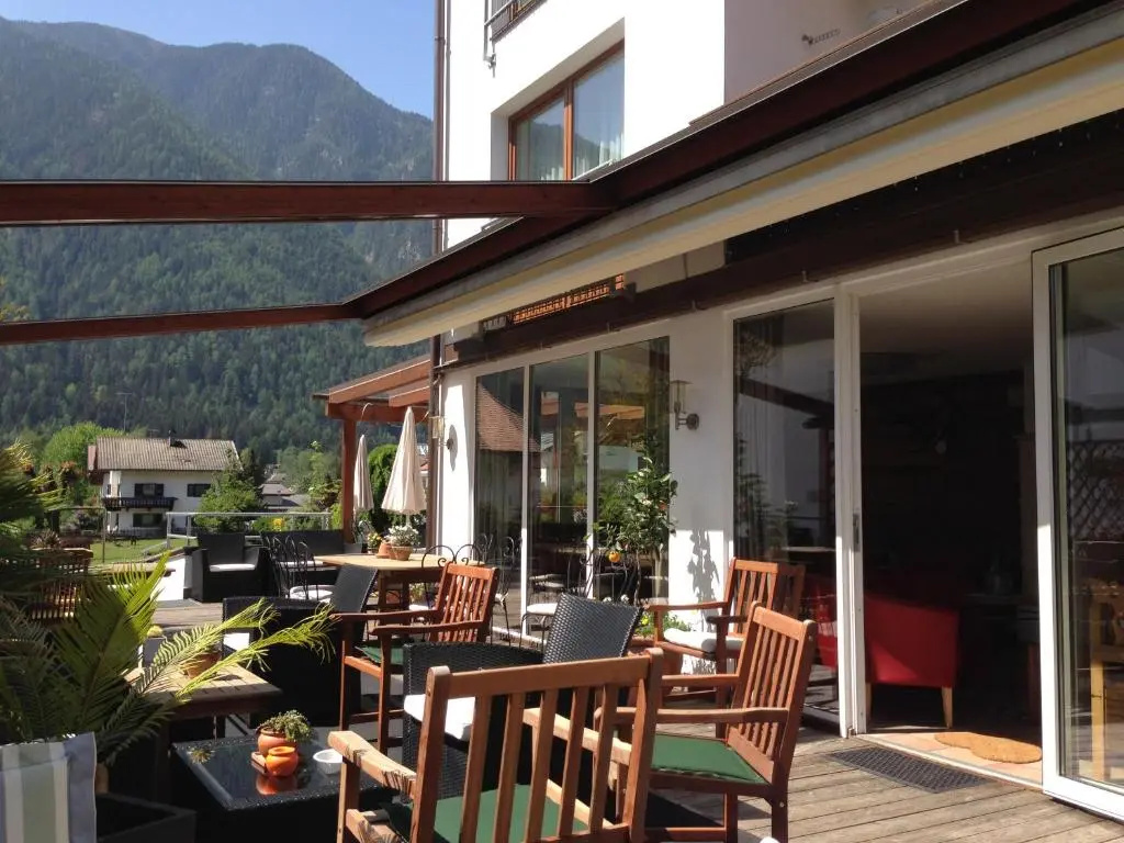 Hotel photo 12