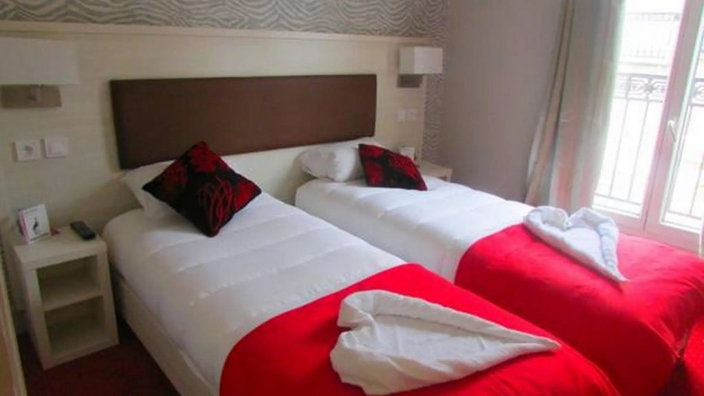 Standard Double room (twin beds)