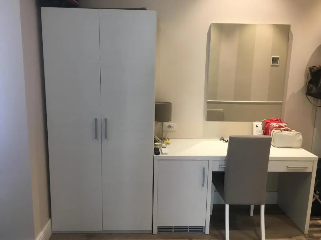 Standard Quadruple room with land view
