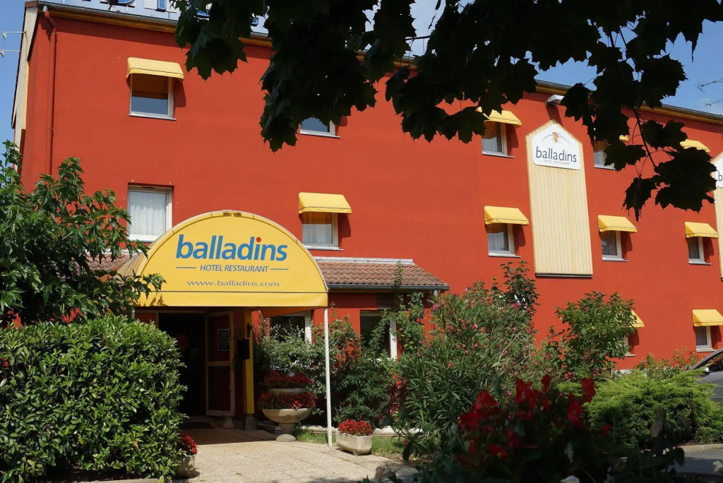 BRIT HOTEL Essentiel Villefranche-sur-Saône (Ex Balladins) **