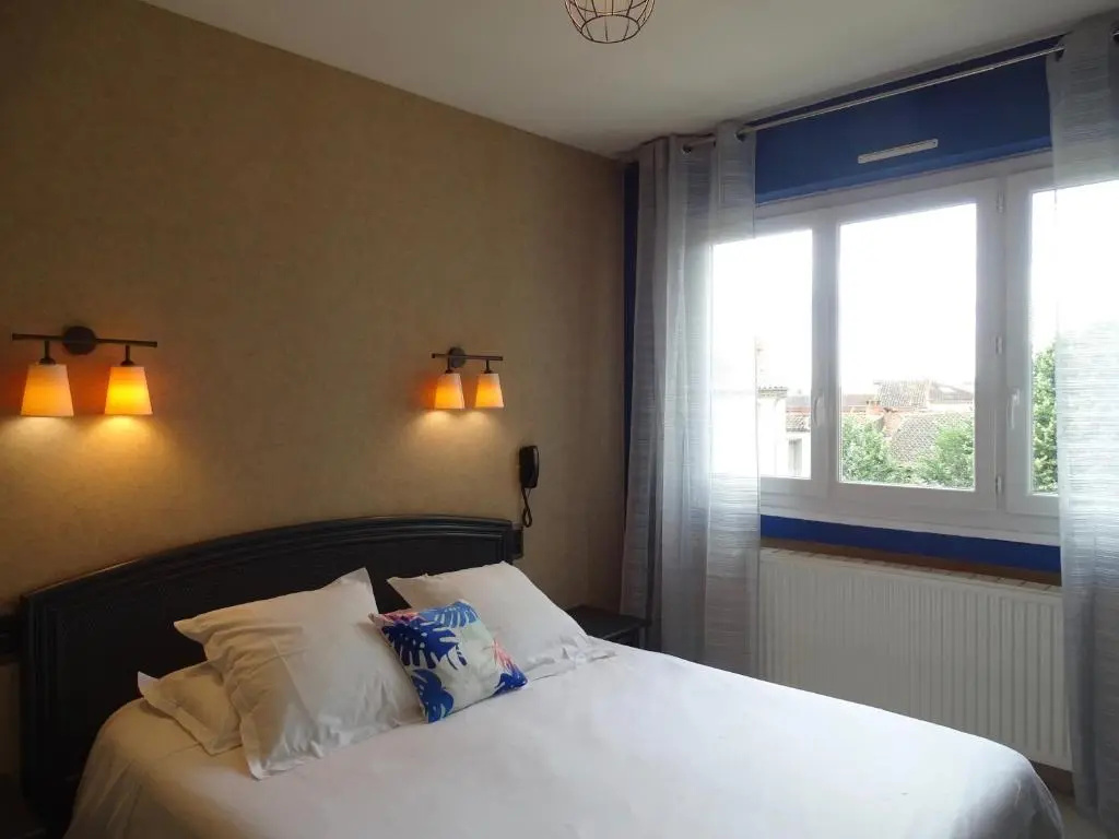 Standard Double room (full double bed)