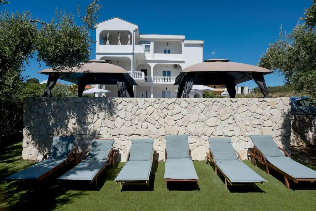 Villa Natura with private pool - AE1516