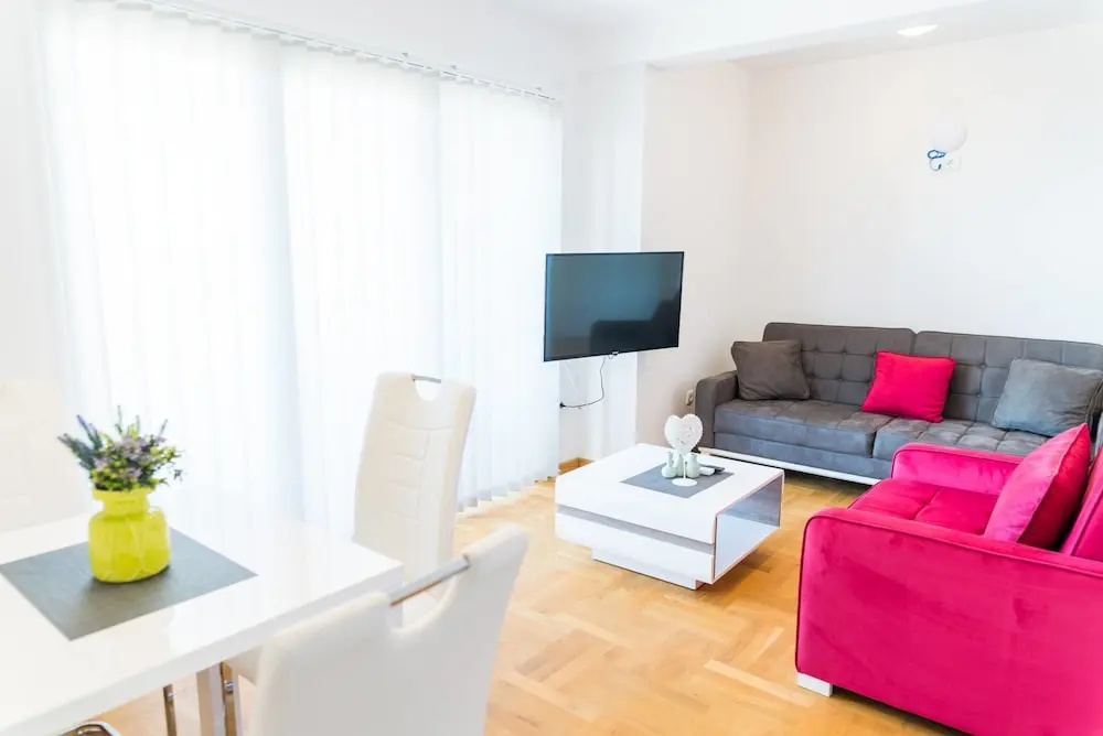 Double Apartment with balcony (full double bed)