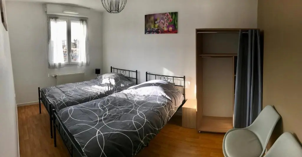 Agréable maison proche Gare avec parking gratuit