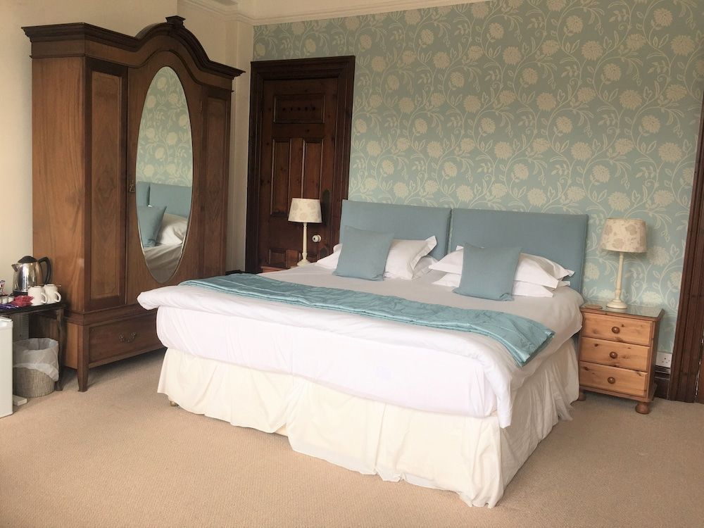 The Longcross Hotel Restaurant & Gardens - Général