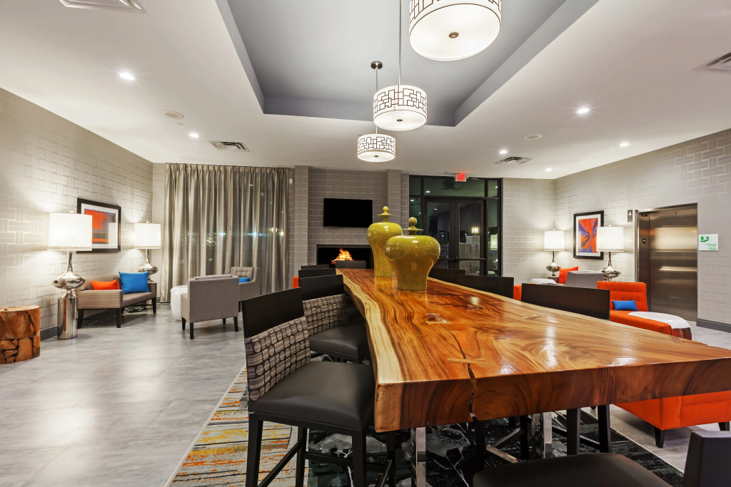 Holiday Inn Houston NE - Bush Airport Area by IHG - Général