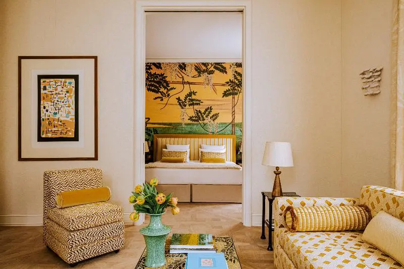 Saint James Paris - Relais & Chateaux 88