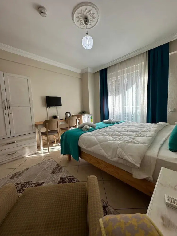 Standard Double room with balcony (full double bed)