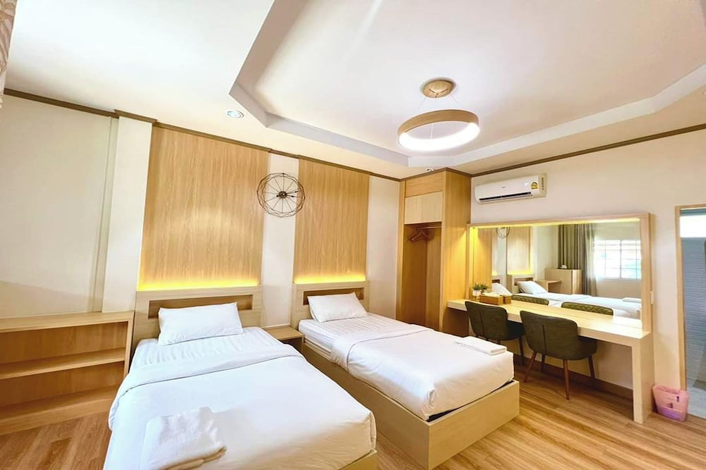 Double Studio (twin beds)