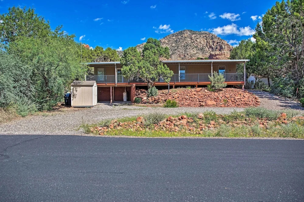Sedona Home w/ View, Half-mi to Chimney Rock!