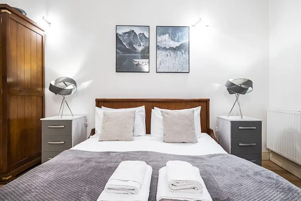 Shelton Apartment, London