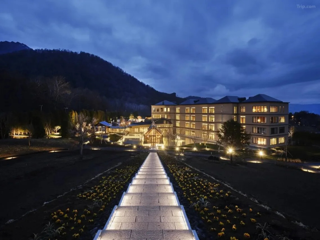 Lake Toya Tsuruga Resort Hikari no uta