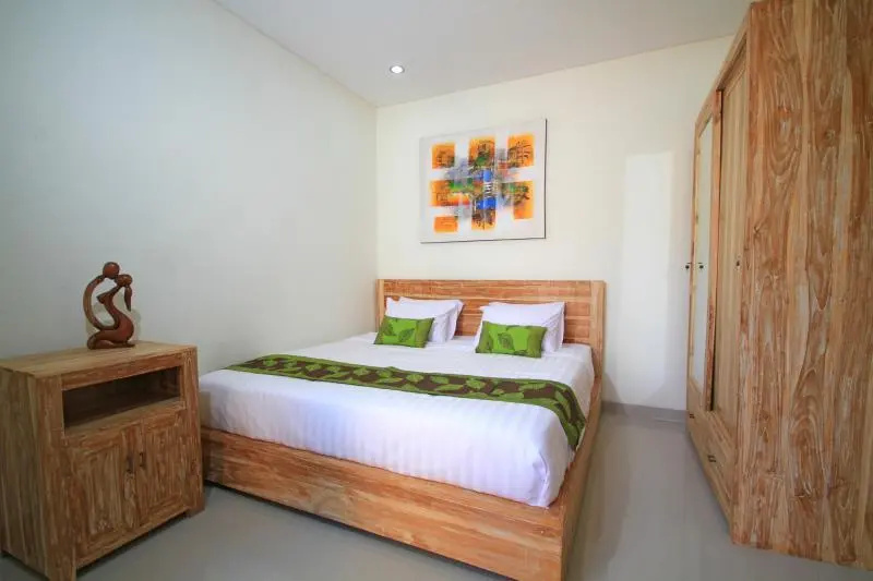 2 Bedrooms Villa