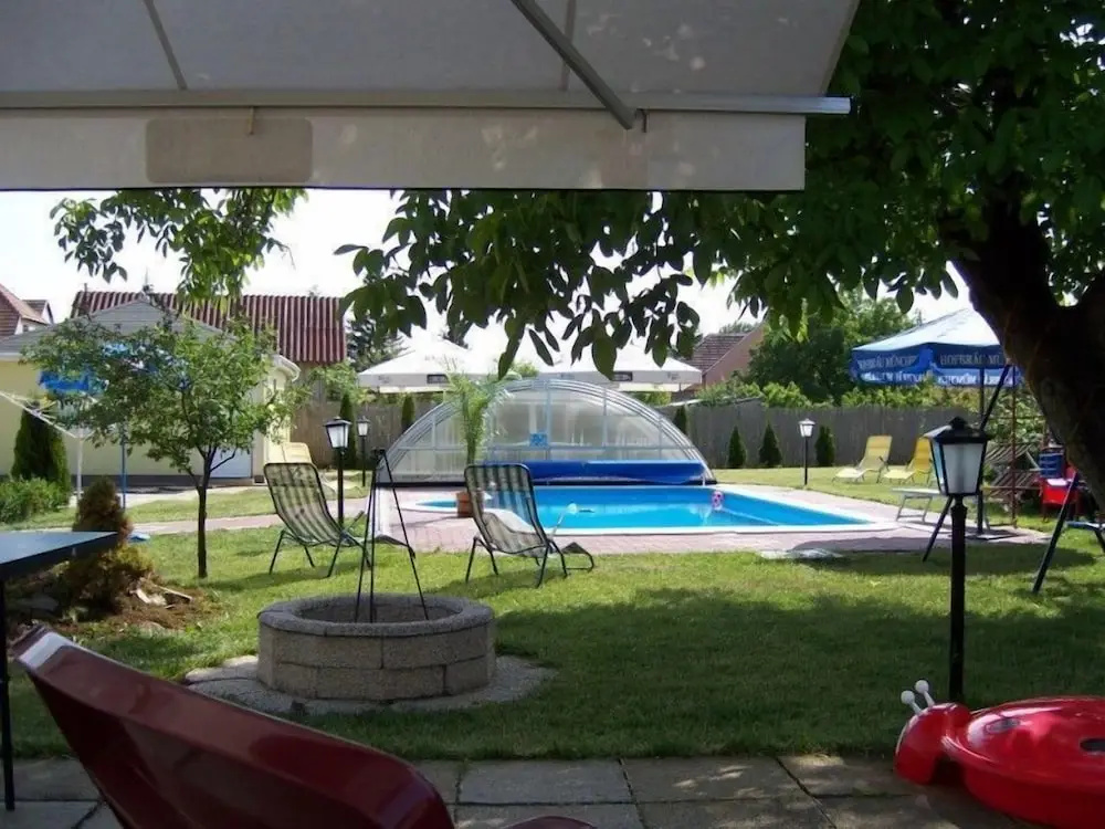 Bajor Panzio Aparthotel Restaurant - Adults Only - Général
