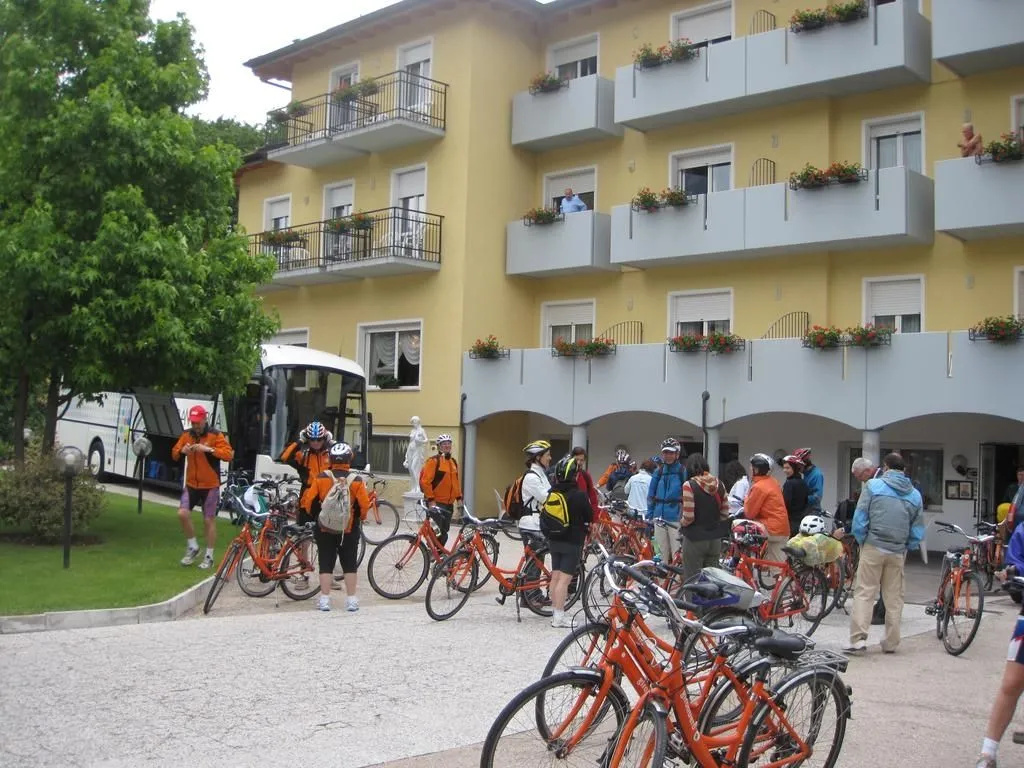 Hotel photo 12