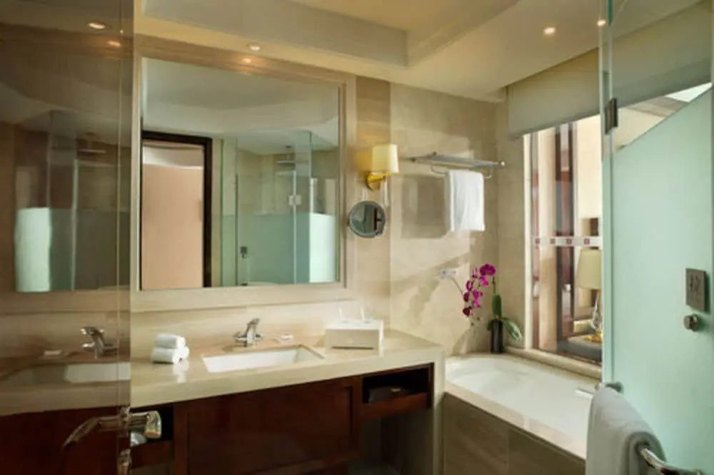 Embassador International Hotel - Chambres