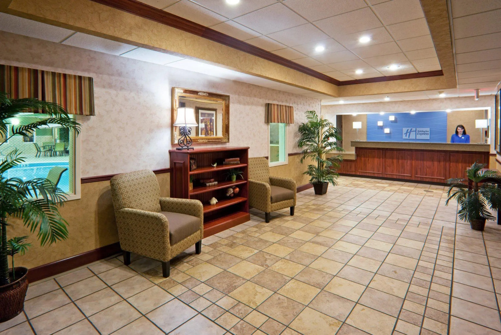 Holiday Inn Express & Suites Troy by IHG - Général