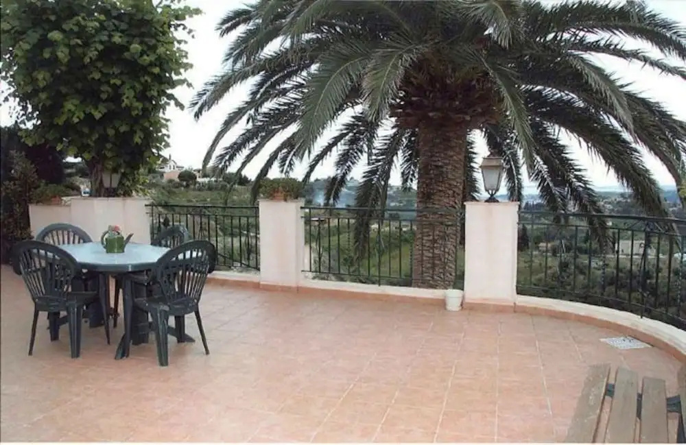 La terrasse d'Azur by Gites de France