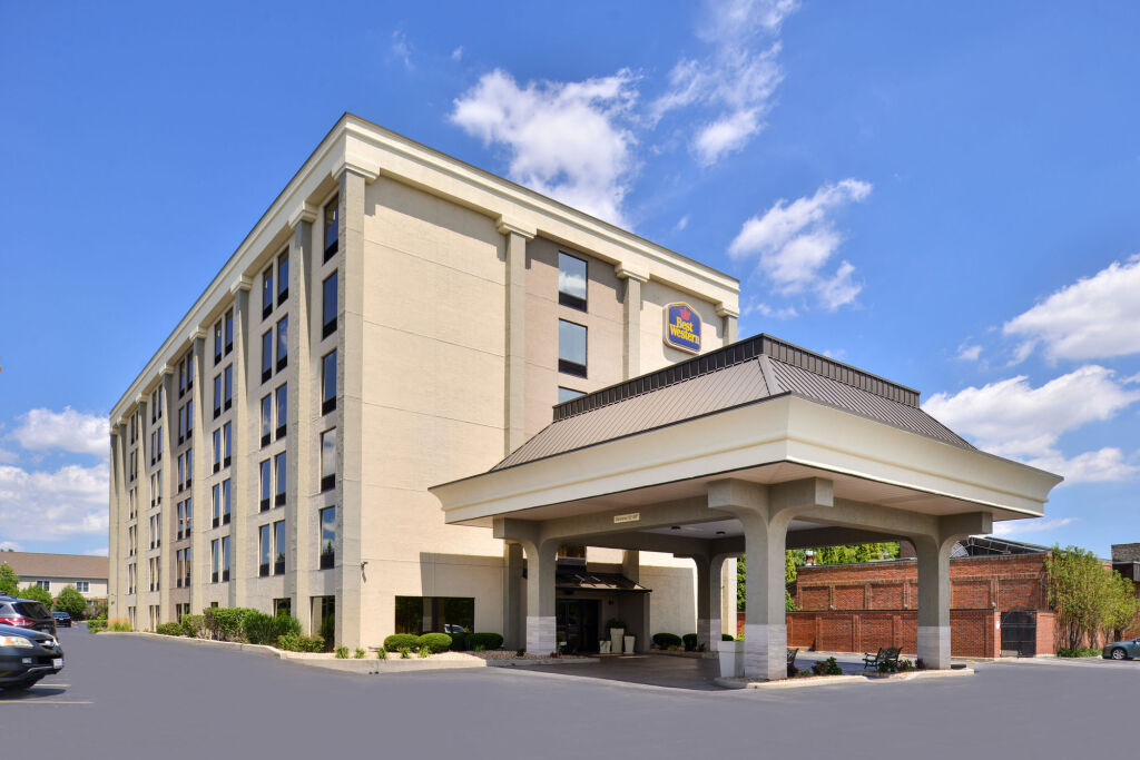 Best Western Plus Chicagoland - Countryside image