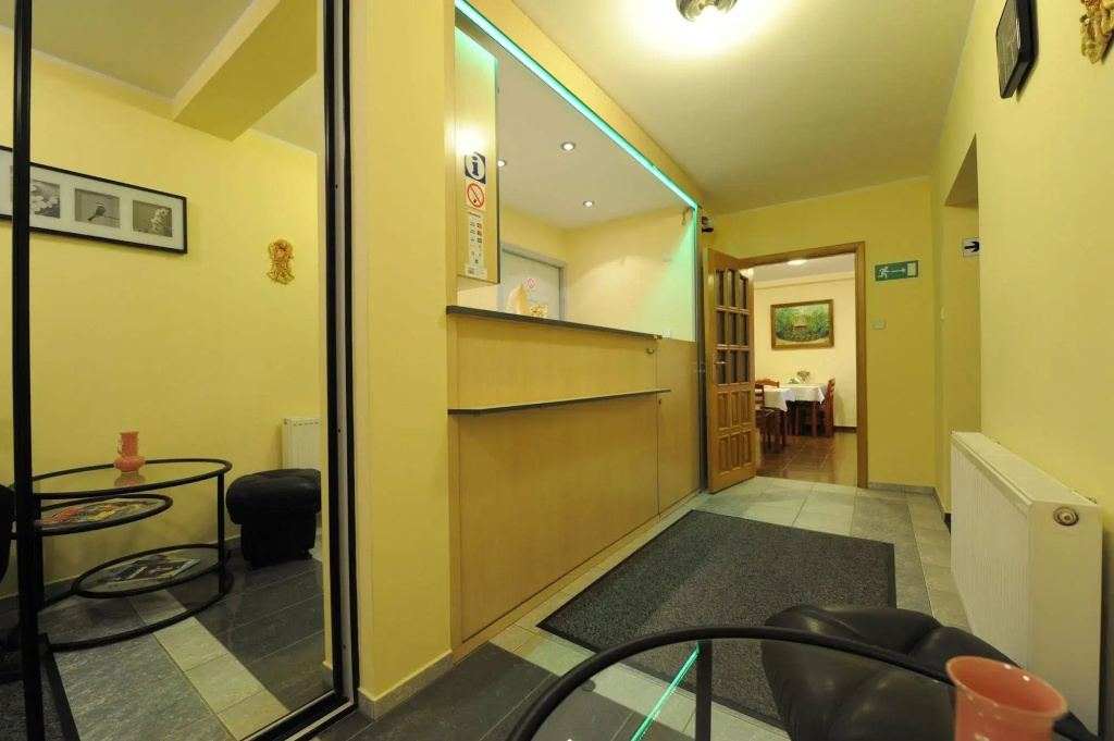 Hotel photo 12