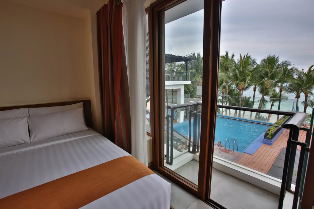 Crown Regency Beach Resort - Général