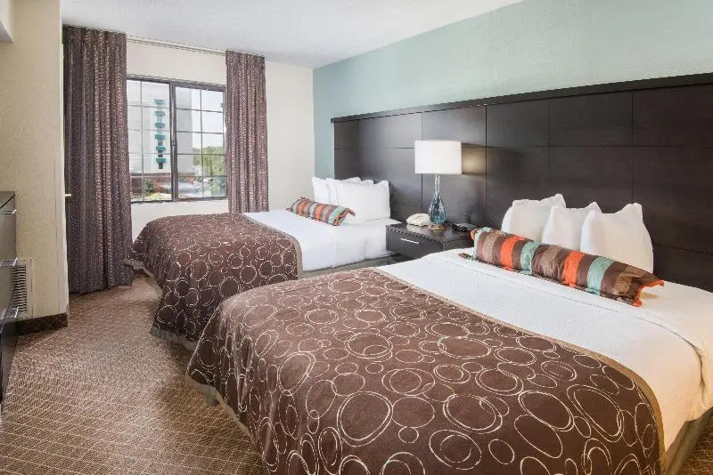 Staybridge Suites Columbus-Airport by IHG - Chambres