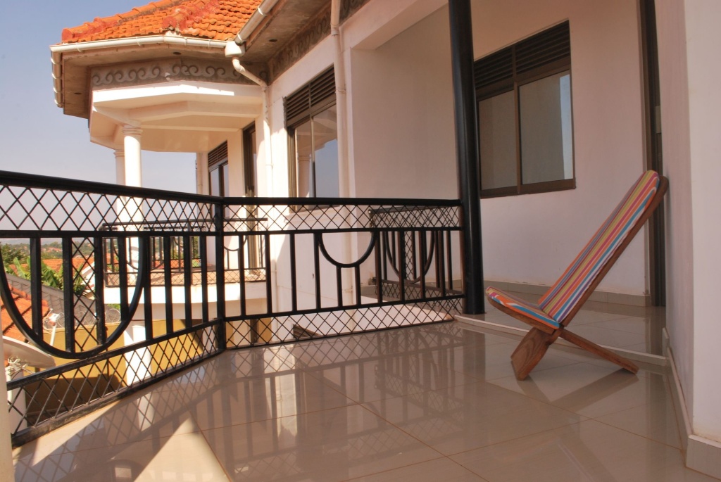 Balcony & Terrace