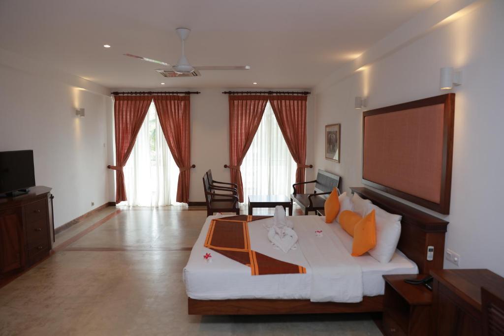 Refresh Hotel