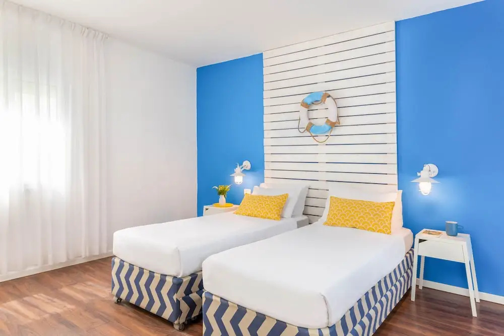 2 Bedrooms Family Apartment with balcony