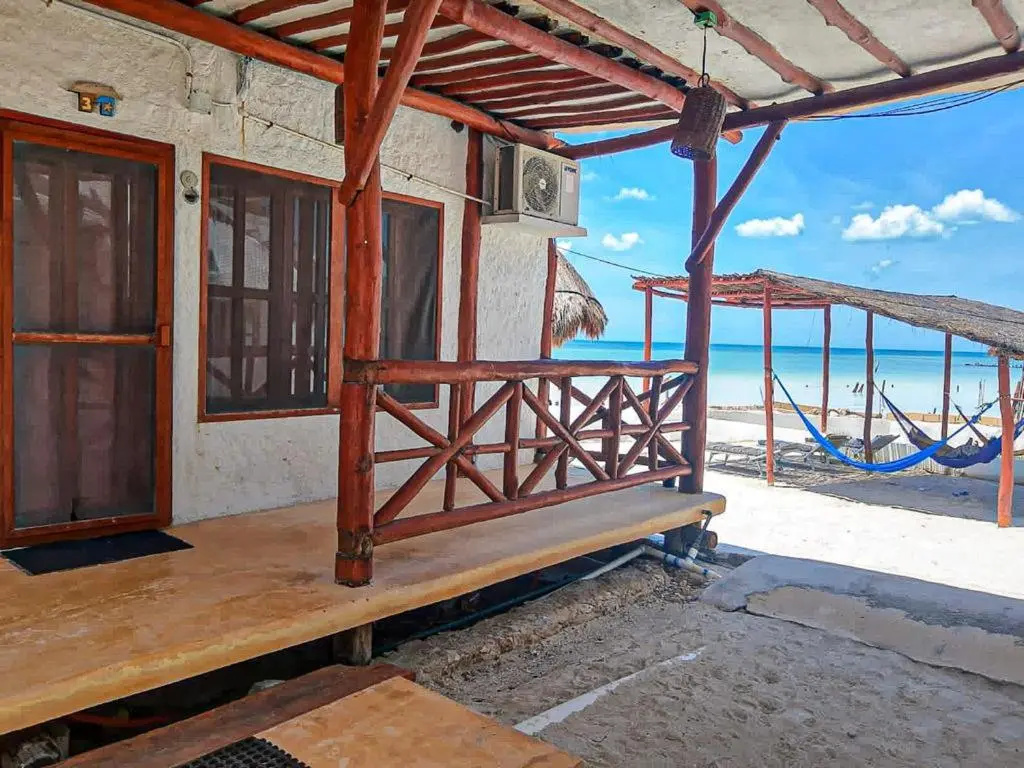 Standard Double room with partial sea view (full double bed)