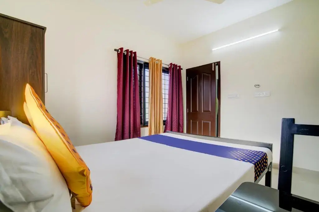 Nas Tourist Home by OYO Rooms