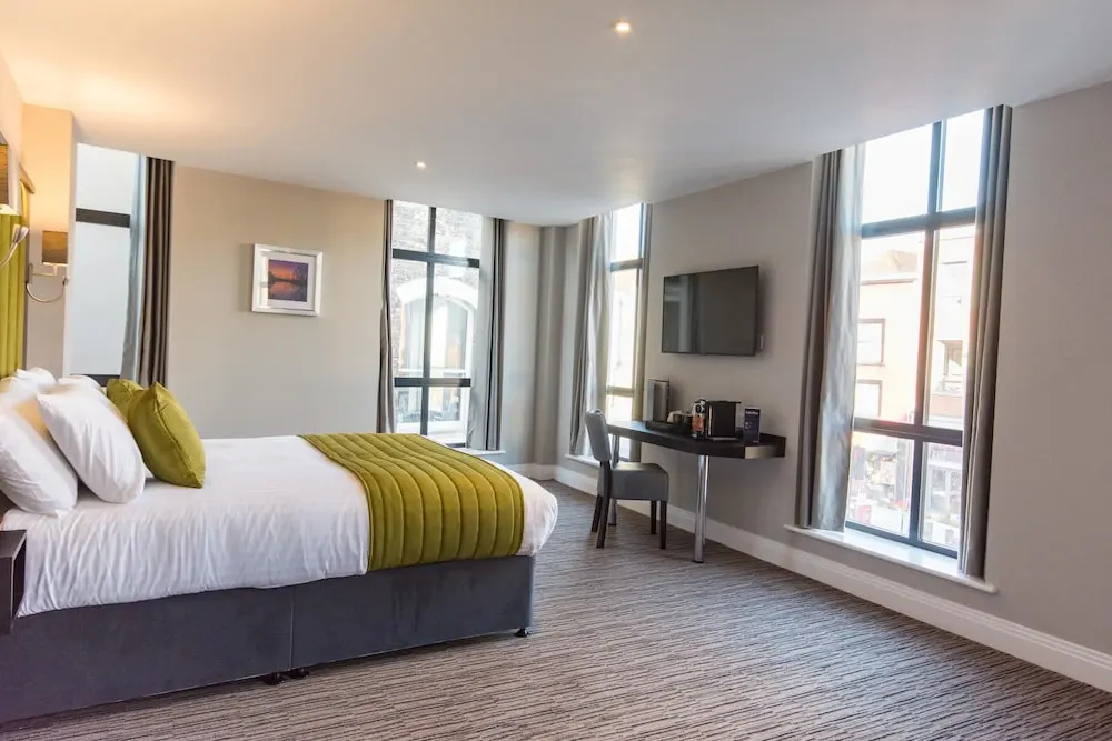 St Nicholas Hotel — 5