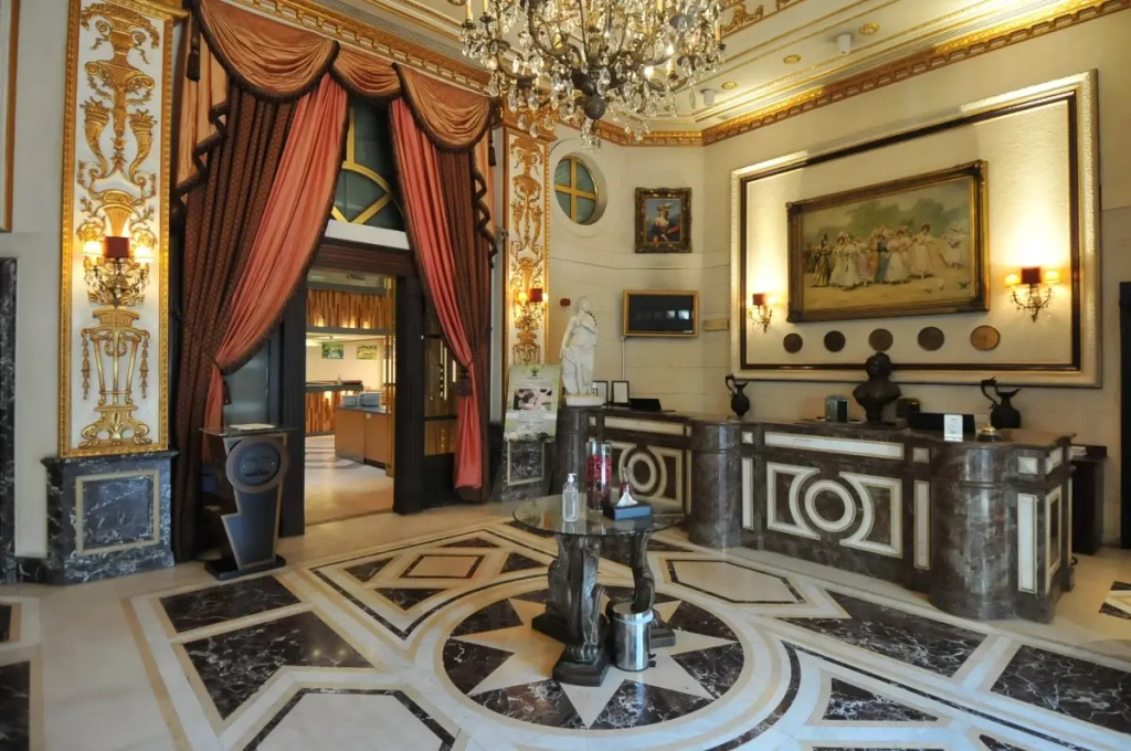 Serenada Golden Palace - Boutique Hotel - Général
