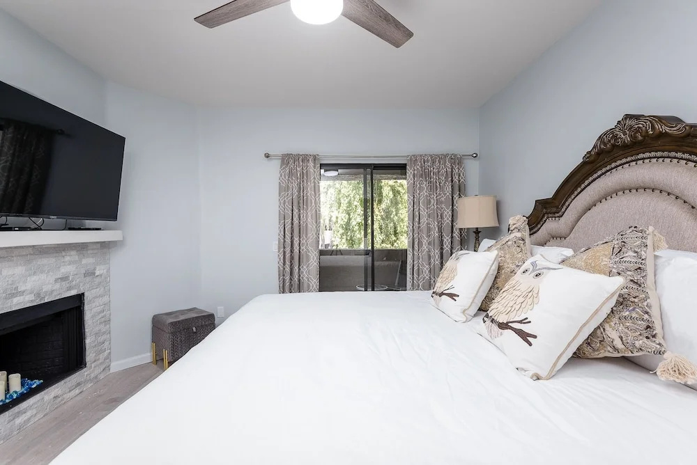 Villa Escape 2 Bedroom Condo by Redawning